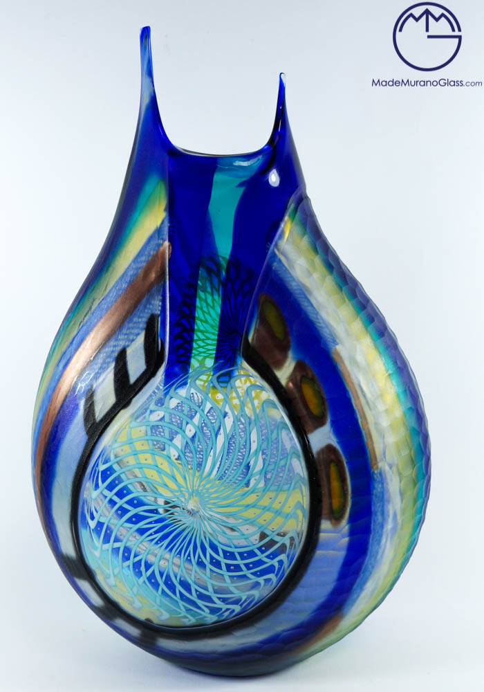 Olivia - Exclusive Venetian Glass Vase Engraved