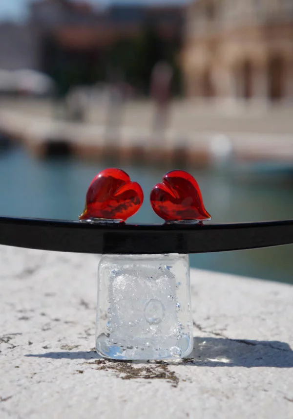 Gondola In Vetro Di Murano Con Due Cuori - Made Murano Glass