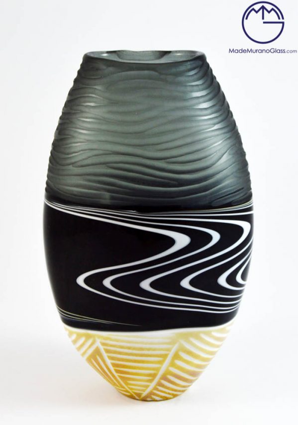 Isol - Engraved Murano Glass Vase