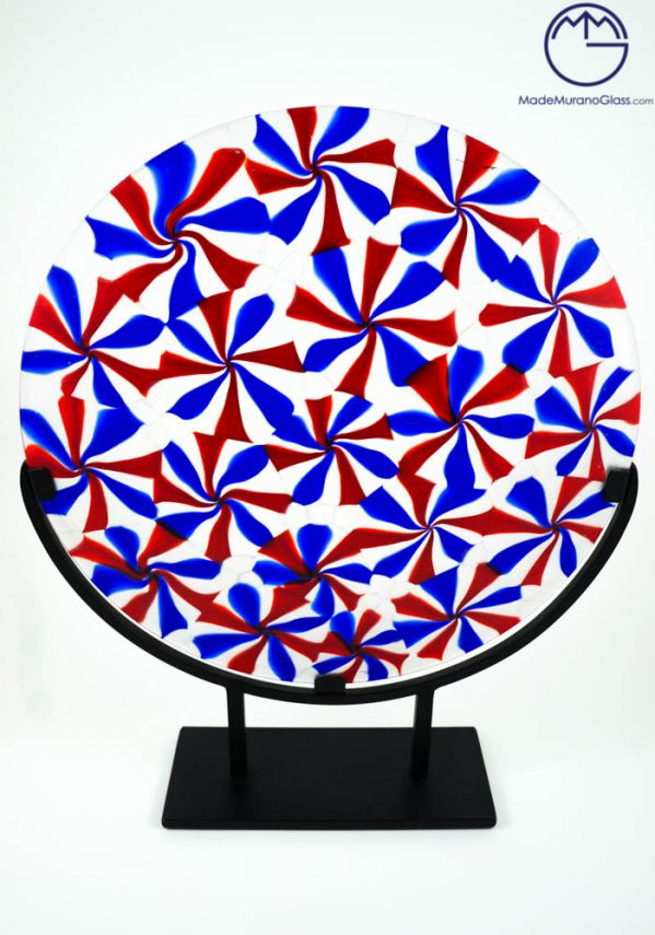 Round Plate In Murano Glass With Red And Blue Disks