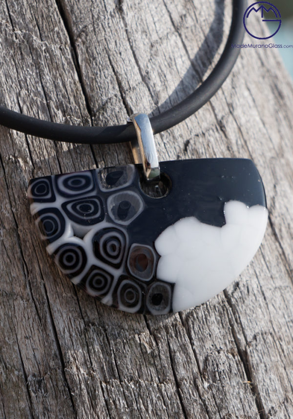 Eternity - Murano Jewelry With Murrina Black And White - Murano Glass