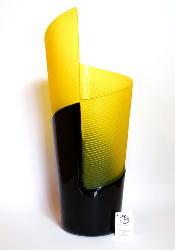 Twirl - Exclusive Murano Glass Vase Engraved