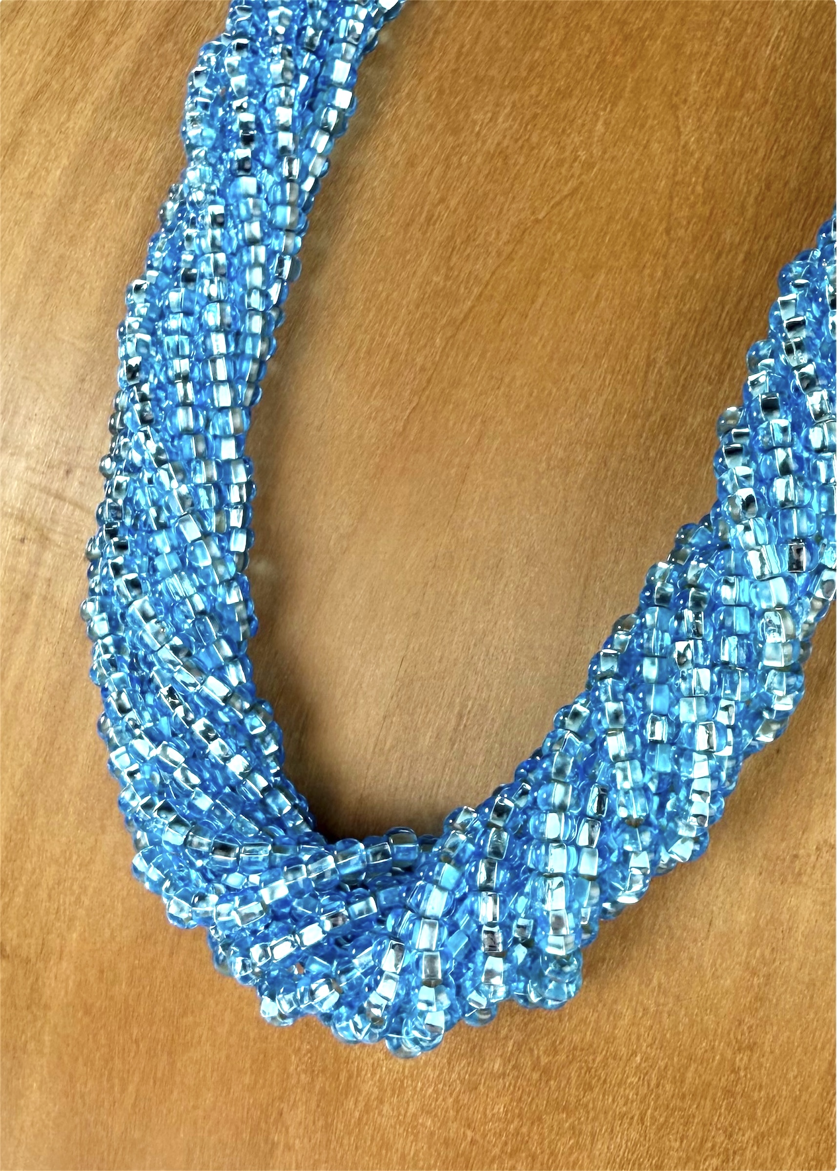 PEARL BEAD NECKLACE W/GLASS BEADS LIGHT BLUE PEARL BEAD NECKLACE W/GLASS BEADS LIGHT BLUE