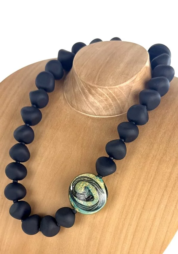 Clara - Green Murano Glass Necklace With 24-Karat Gold Leaf